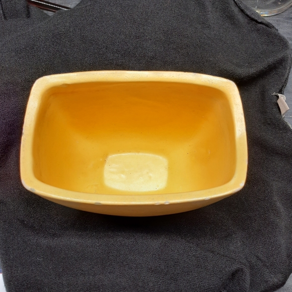 Vintage Haeger Vase - Picture 2 of 3